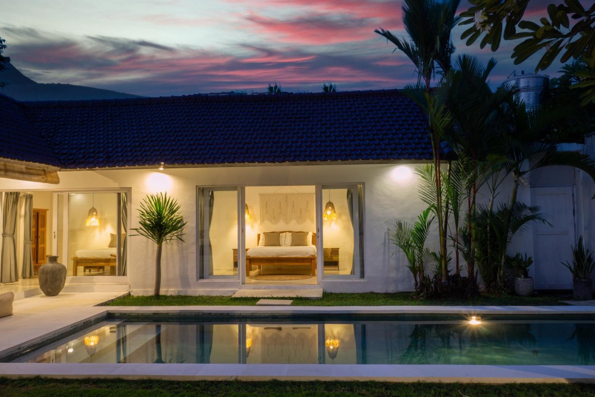 Villa Pagu Seminyak Exterior foto